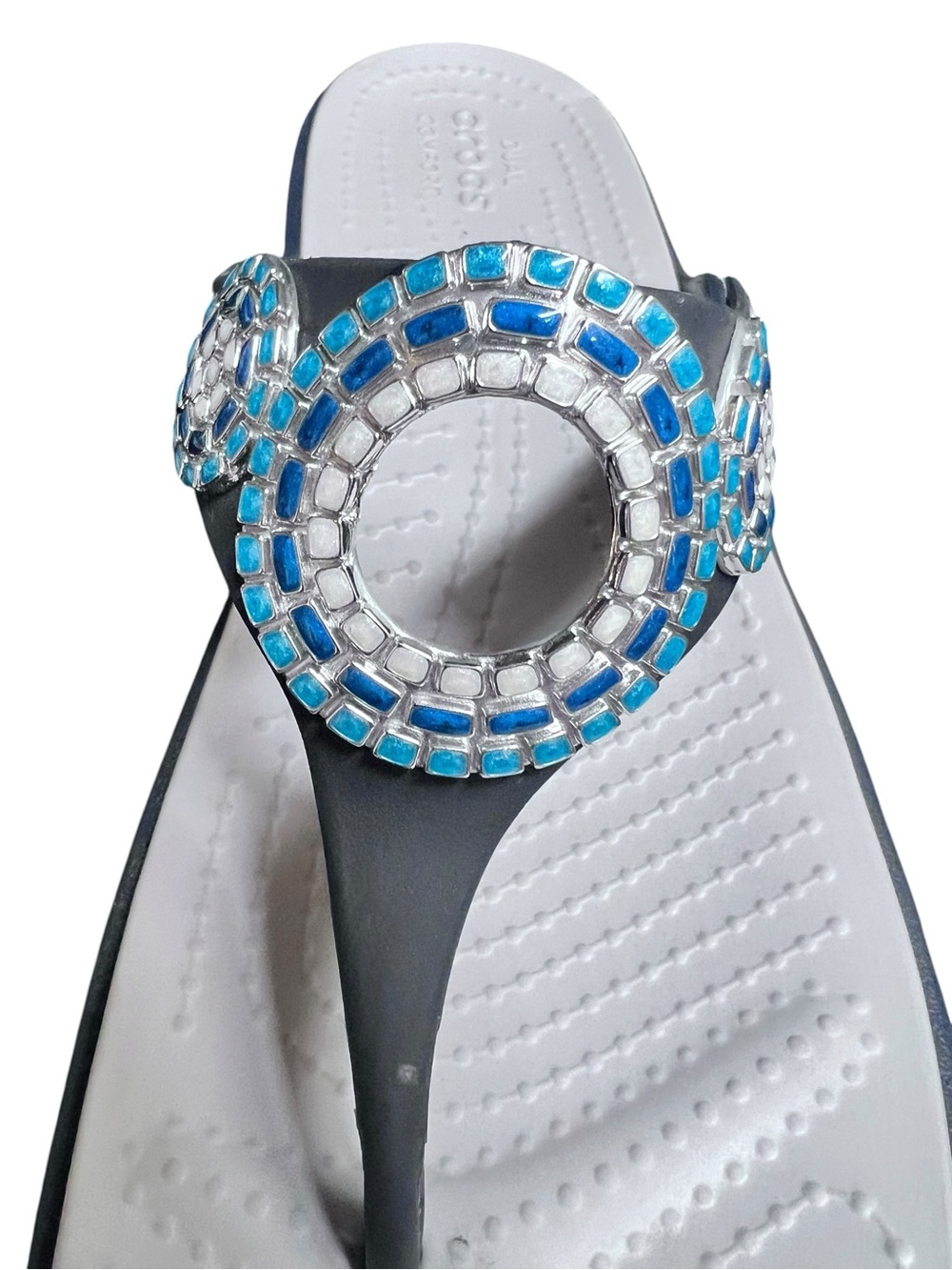 Crocs Sanrah Diamante Wedge Flip
Sandals Size 10 Navy Embellished EUC - Picture 7 of 9